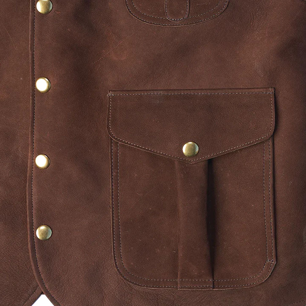 Detailed close-up of the secure vertical zippered exterior pocket.